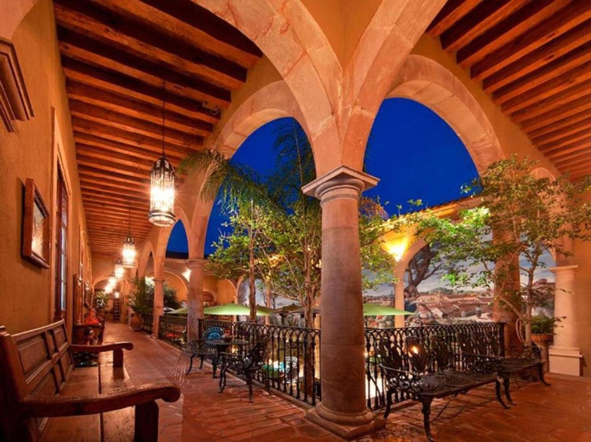 Mansion De Los Suenos Pátzcuaro Екстериор снимка